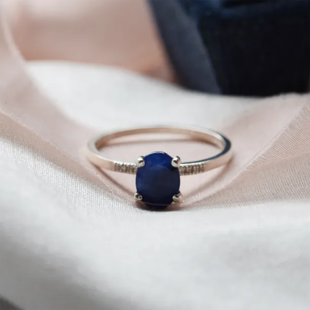 Gold sapphire ring with diamonds GRETA Image