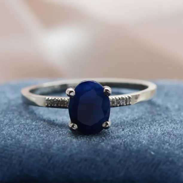 Gold sapphire ring with diamonds GRETA Image