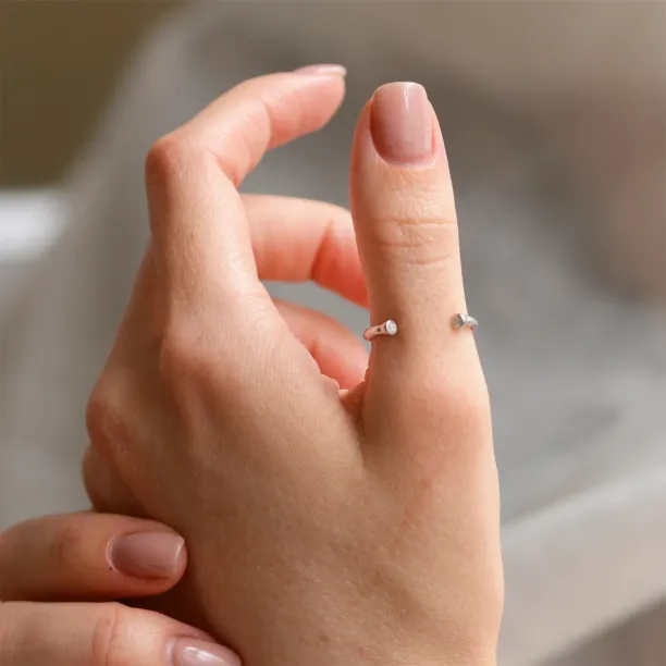 Minimalist open ring with diamonds EMMA Image