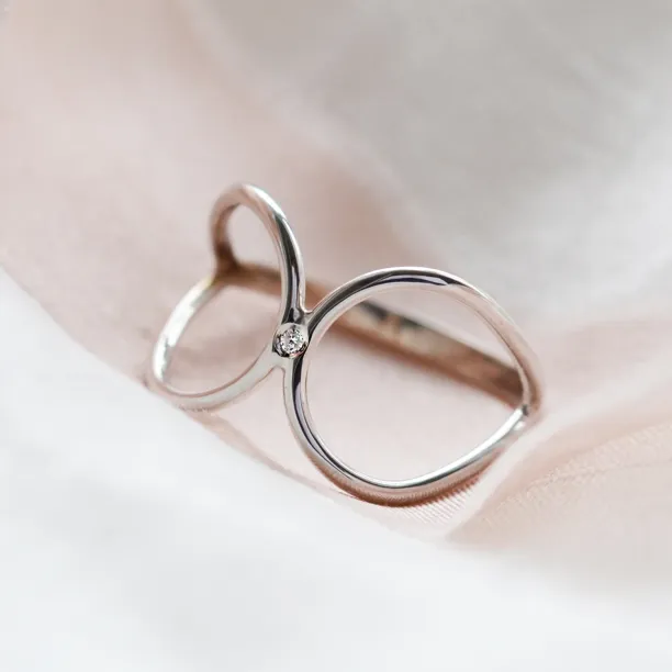Minimalist double ring with diamond ALICE Image