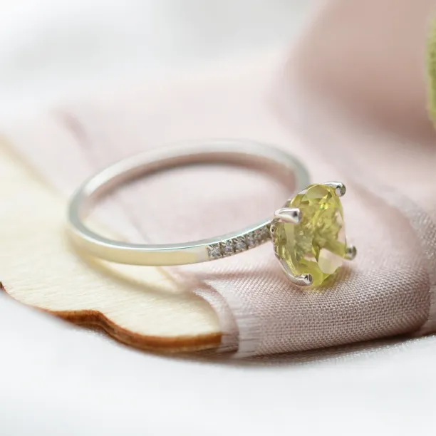 Lemon quartz gold ring with diamonds LIMONE Image
