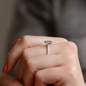 Gold ring with kite rutilated quartz and diamonds ESTER Thumbnail