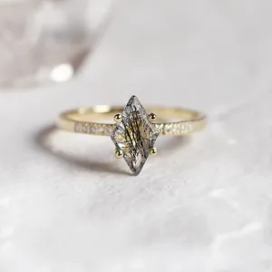 Gold ring with kite rutilated quartz and diamonds ESTER Thumbnail