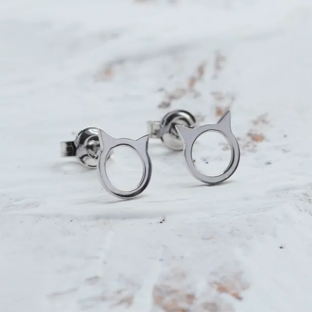 Gold stud cat head earrings CAT Image