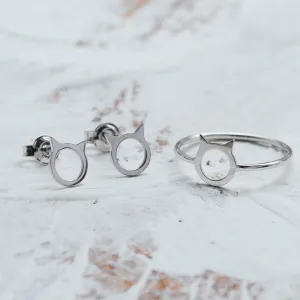 Gold stud cat head earrings CAT Thumbnail