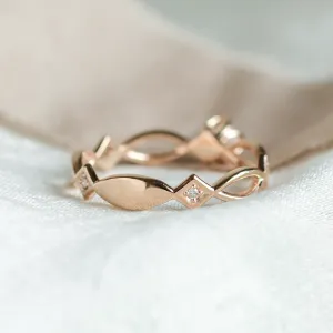 Gold entwined ring with diamond QUEENS Thumbnail