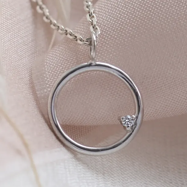 Gold karma necklace with diamond VAJRASANA Image