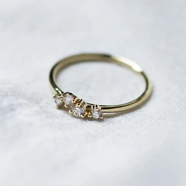Minimalist cluster ring with diamonds MUADNAIT Image