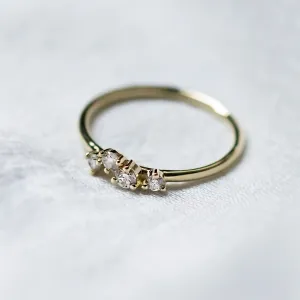 Minimalist cluster ring with diamonds MUADNAIT Thumbnail