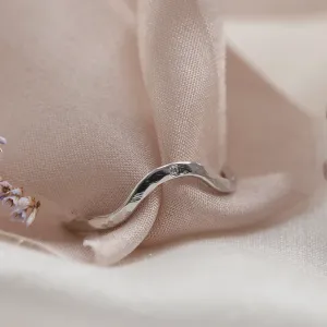 Hammered curvy wedding ring with diamond ASHLING Thumbnail