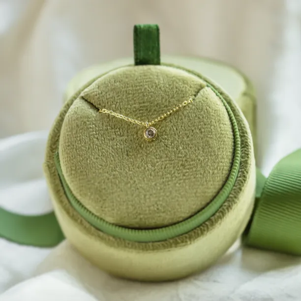 Gold bezel salt´n´pepper diamond pendant ISLEEN Image