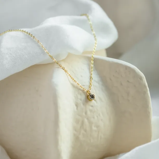 Gold bezel salt´n´pepper diamond pendant ISLEEN Image