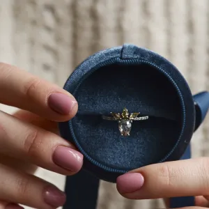 Luxury gold ring with salt´n´pepper and fancy diamonds CROWNIA Thumbnail