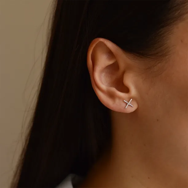Gold minimalist stud earrings CROSS Image