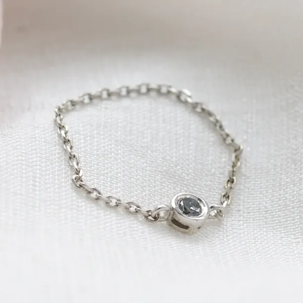 Gold chain ring with salt and pepper diamond DAITHI Image