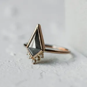 Kite salt and pepper diamond ring in cluster style EININ Thumbnail