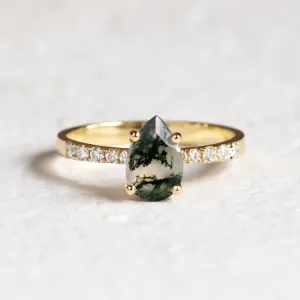 Gold ring with pear moss agate and diamonds EALGA Thumbnail