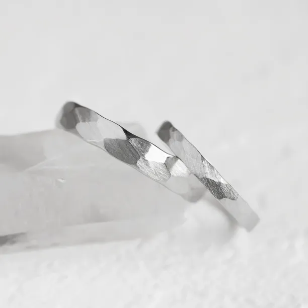 Matte gold wedding bands with hammered surface ETAIN Image