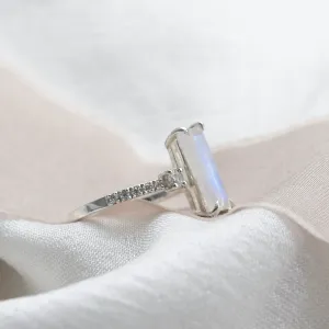 Gold baguette moonstone ring with side diamonds TIGE Thumbnail