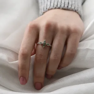 Vintage moss agate ring with side diamonds in solid gold OSCAR Thumbnail