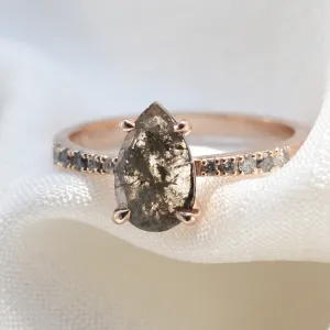 Vintage salt and pepper diamond engagement ring GRIONA Thumbnail