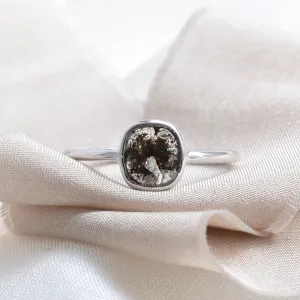 Minimalist bezel ring with salt and pepper diamond ORLAITH Thumbnail