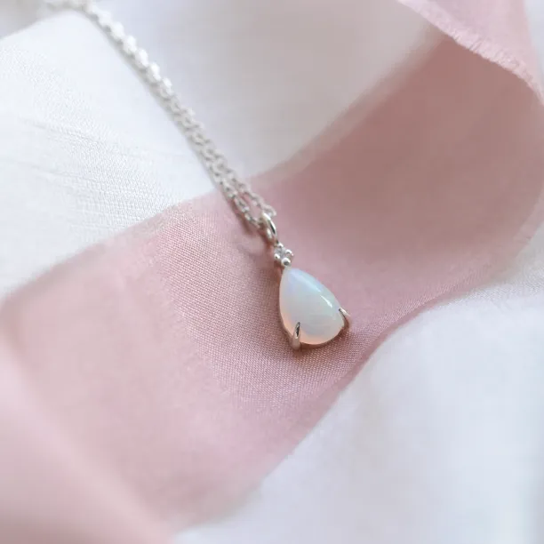 Gold white opal necklace with diamond IMOGEN Image