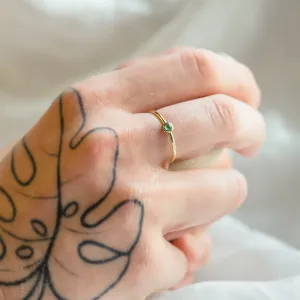 Emerald stackable fine ring CARAGH Thumbnail