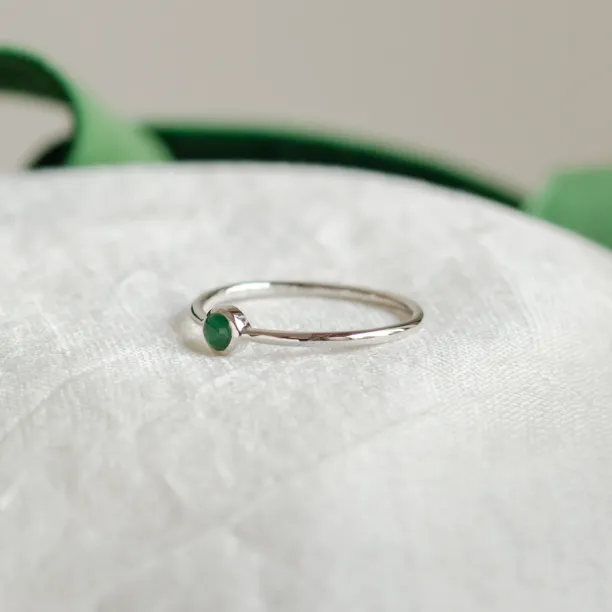 Emerald stackable fine ring CARAGH Image