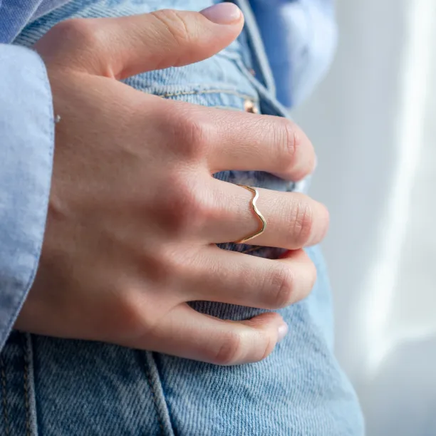 Gold mountain minimalist ring ALPINE Image