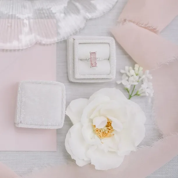 Gold ring with strawberry quartz and diamonds SWEETIE Image