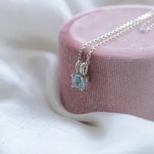 Minimalist gold necklace with aquamarine SINEAD Thumbnail