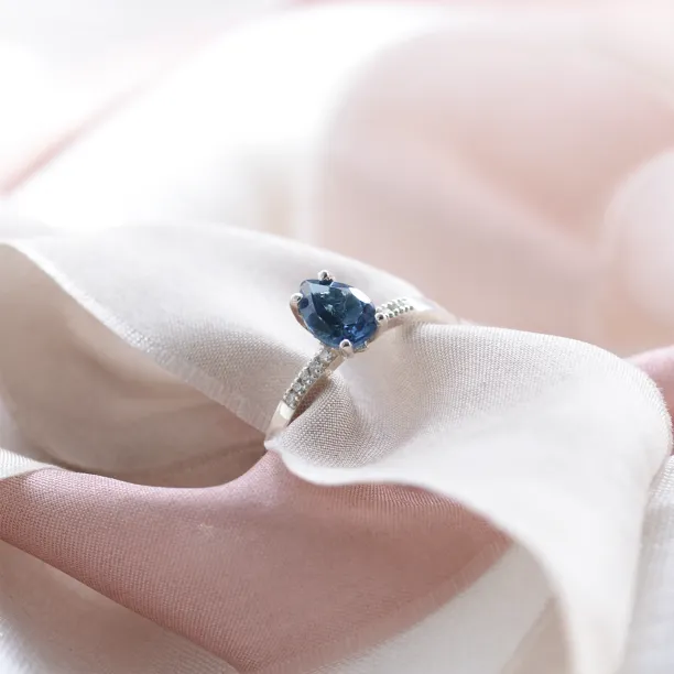Magnificent blue topaz ring EIMEAR Image