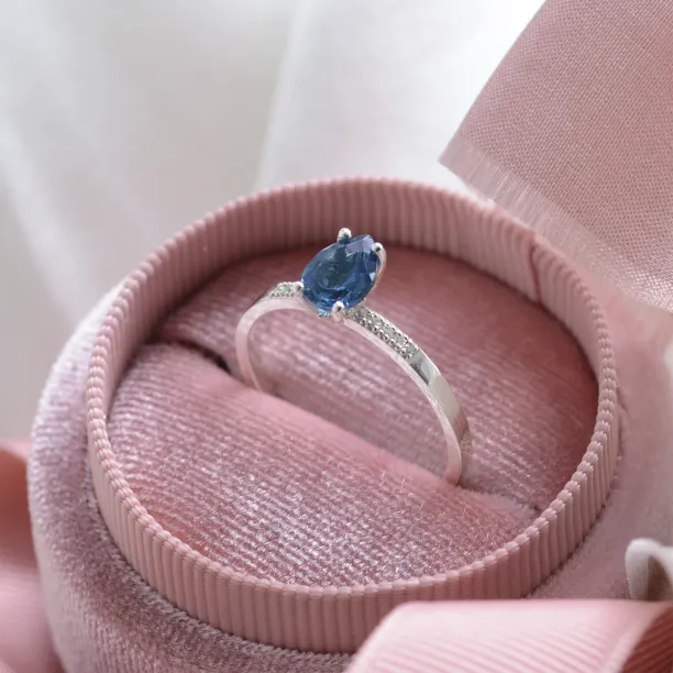 Magnificent blue topaz ring EIMEAR Image