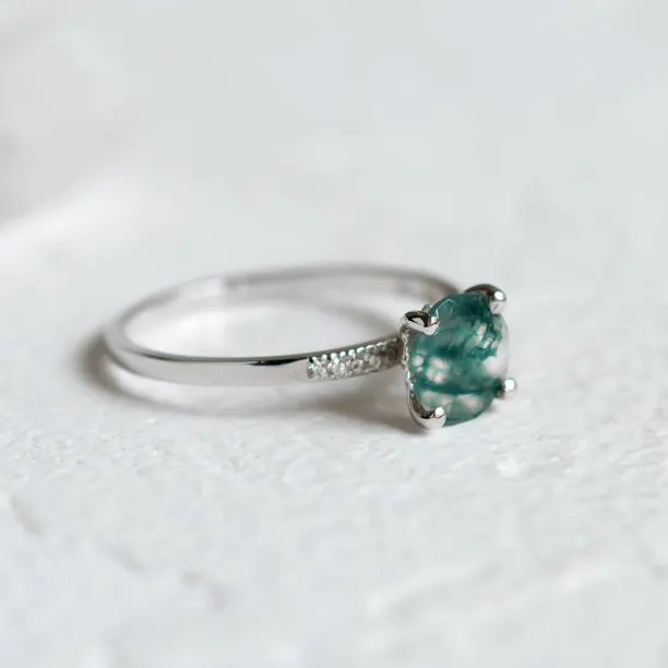 Engagement ring with moss agate and diamonds FIADH Image