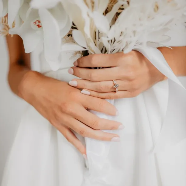 Vintage gold ring with marquise salt and pepper diamonds ROISIN Image