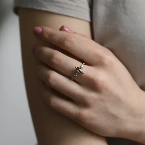 Vintage gold ring with marquise salt and pepper diamonds ROISIN Image