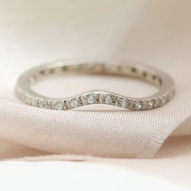 Gold eternity ring with diamonds Tiernan Image