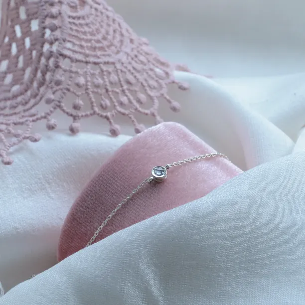 Gold bracelet with salt and pepper diamond XSANA Image