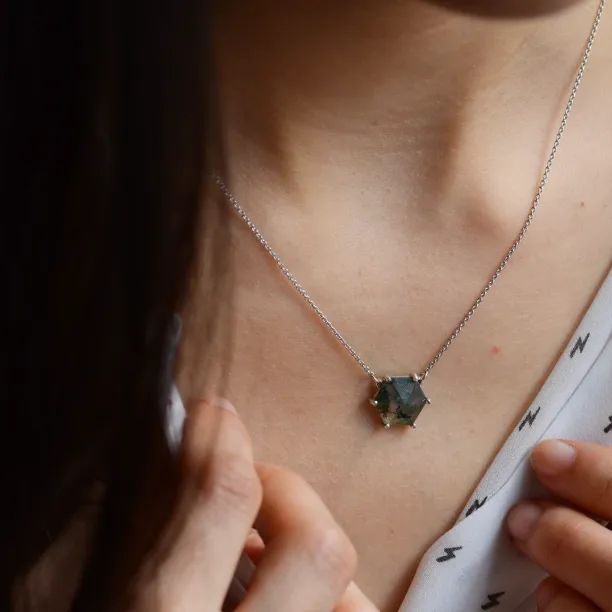 Gold pendant with hexagon moss agate ALISI Image