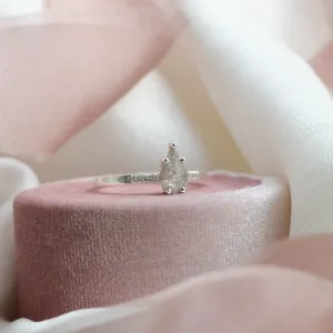 Gold ring with exclusive salt and pepper diamond ROXANE Thumbnail