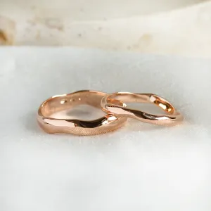 Irregular atypical wedding rings made of gold LUANA Thumbnail