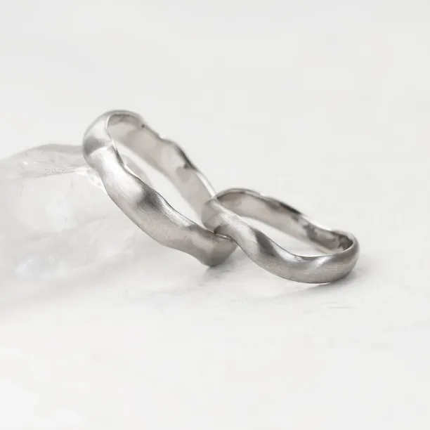 Atypical wedding rings LUAMA Image