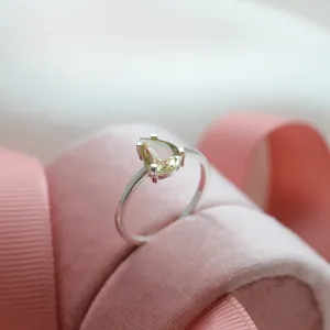 Gold ring with lemon quartz BERTA Thumbnail