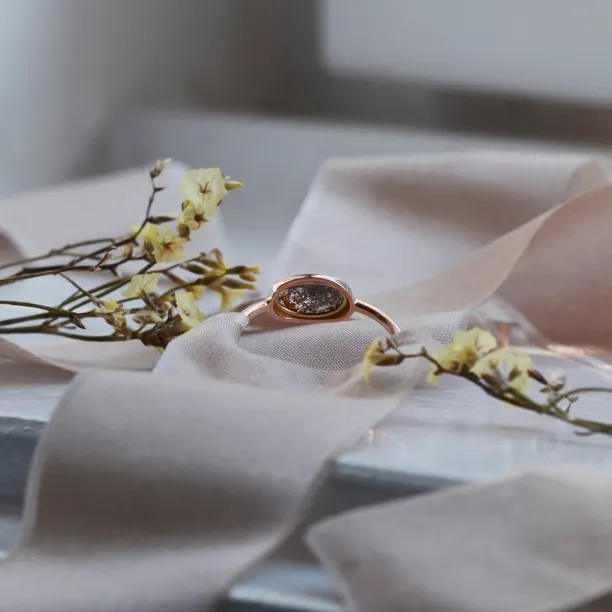 Gold ring with oval salt and pepper diamond KARLIN Image