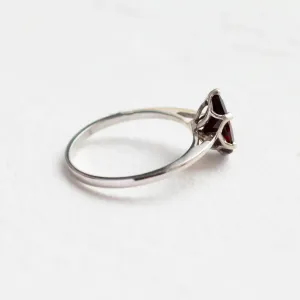 Gold garnet ring OLLY Thumbnail