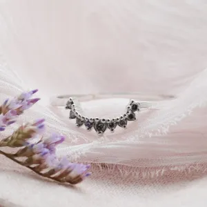 Gold cut-out ring with salt and pepper diamonds ROXYS