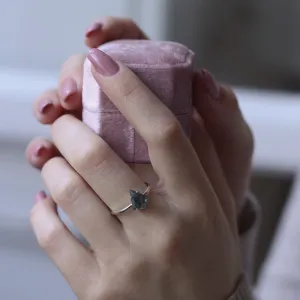 Minimalist gold ring with moss agate BERTA Thumbnail