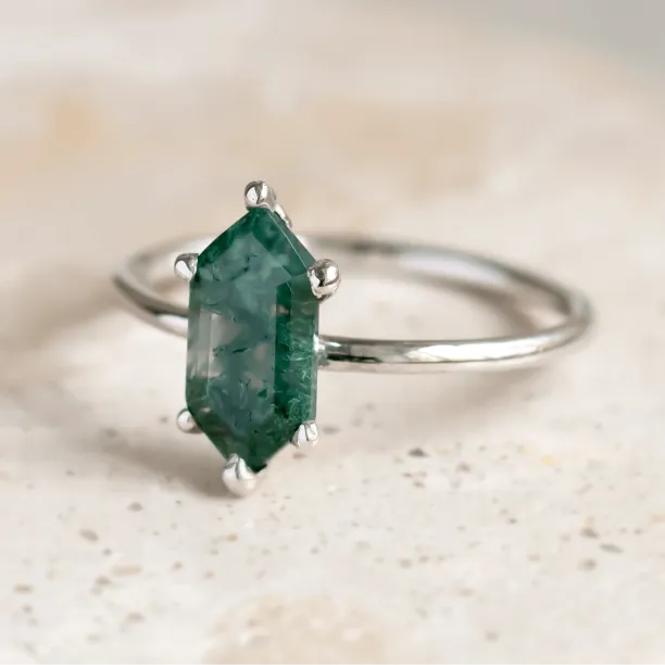 Gold ring with hexagon moss agate KLERA Image