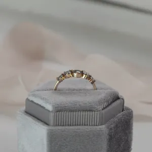 Slightly curved salt and pepper diamond ring FERO Thumbnail